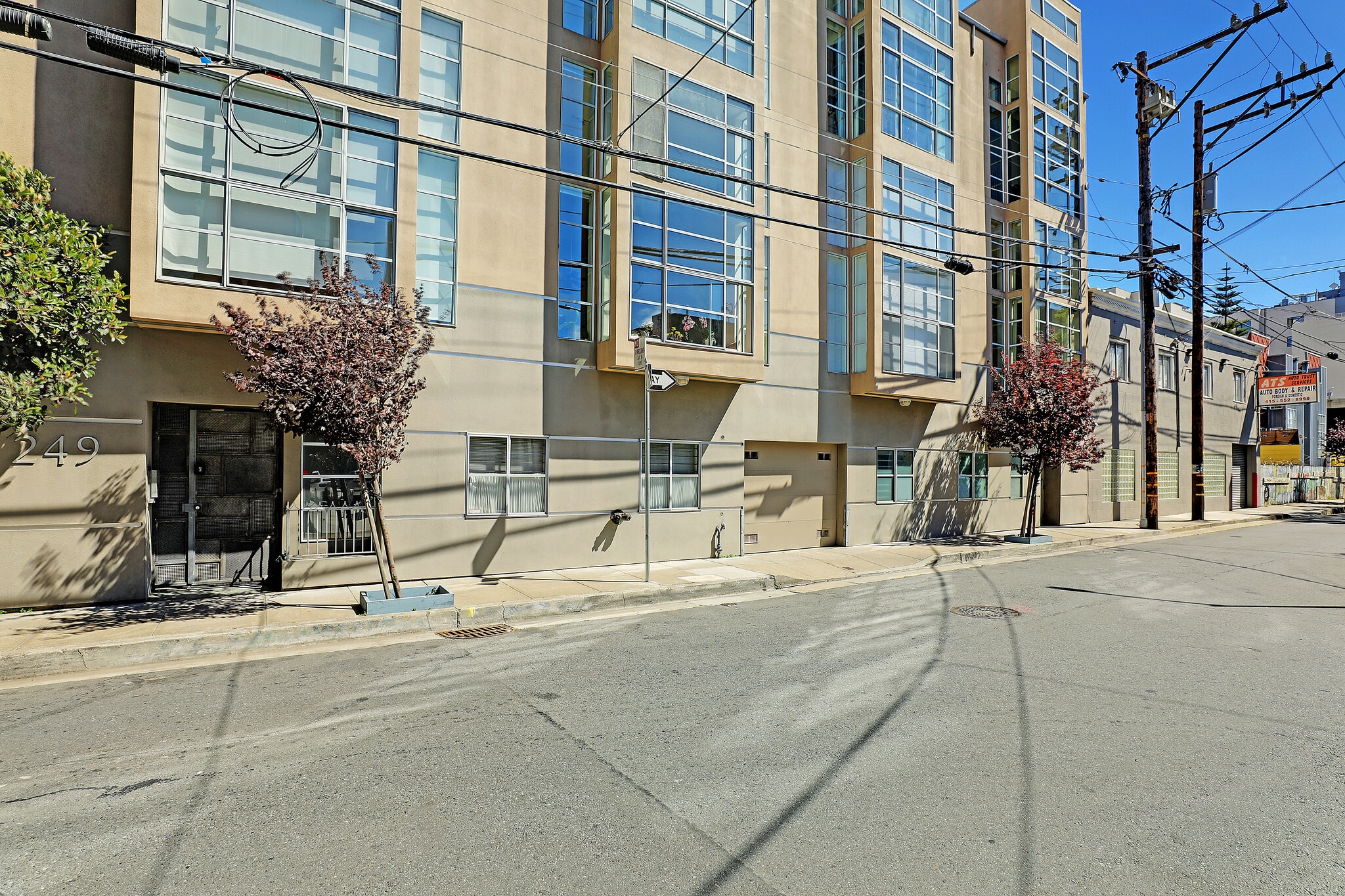 Building Photo - 249 Shipley St