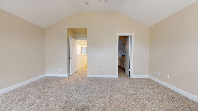 Building Photo - 8715 Meadowcroft Dr