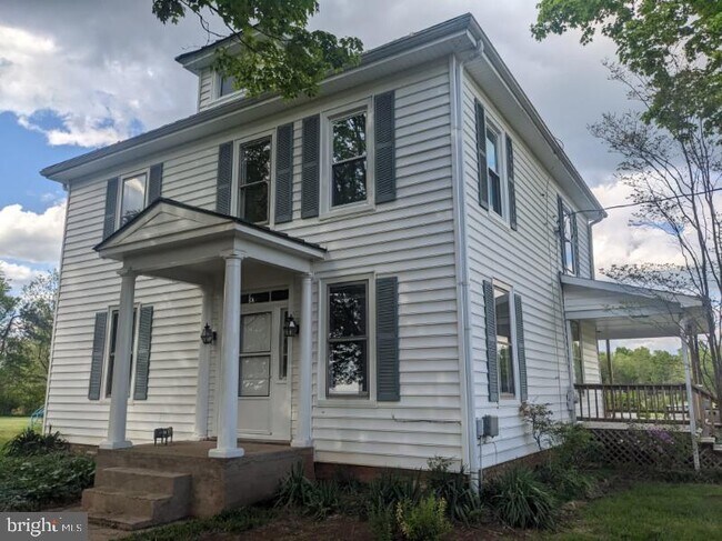 Building Photo - 22333 Zachary Taylor Hwy