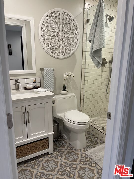 Building Photo - 4411 Radford Ave