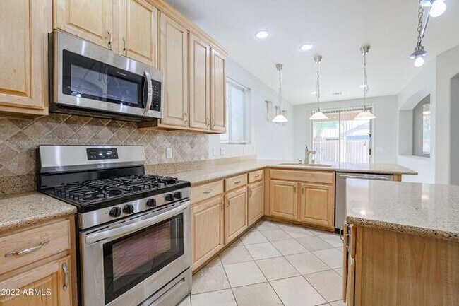 Building Photo - 17663 W Tasha Dr