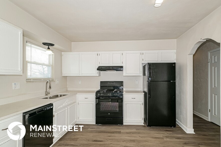 Building Photo - 618 Lime Rock Dr