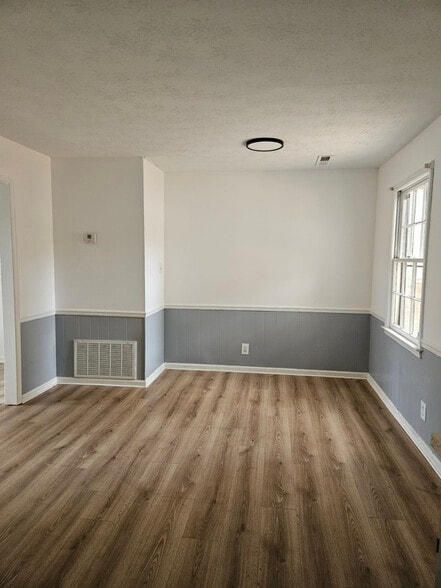 Building Photo - 1890 Clinton Rd