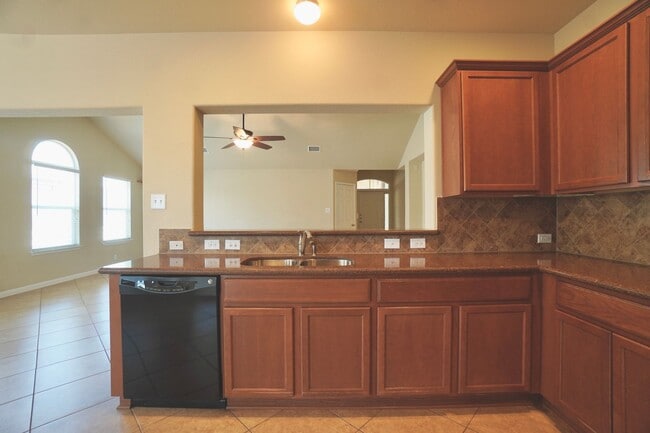 Building Photo - 1810 Laminar Creek Road