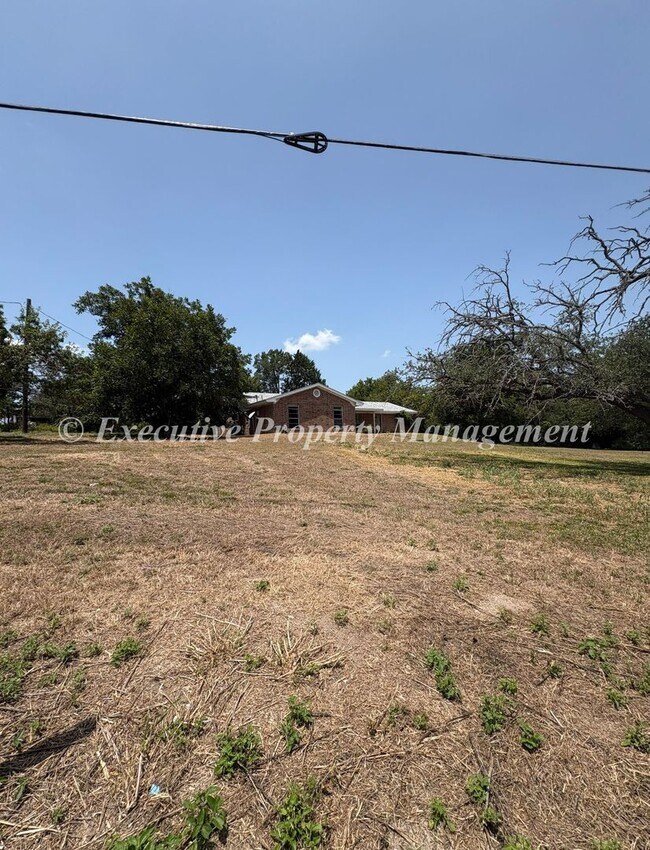 Building Photo - 7544 FM 2657