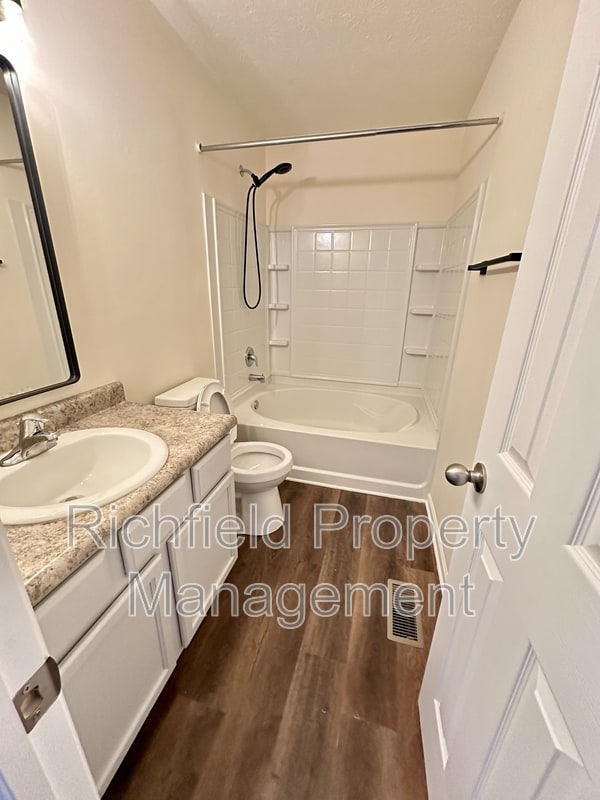 Building Photo - 11212 Pegasus Dr