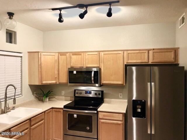 Building Photo - 1351 N Pleasant Dr