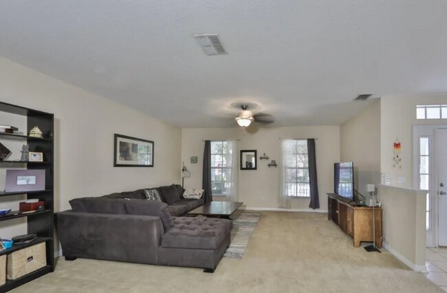Building Photo - 16221 Bridgewalk Dr