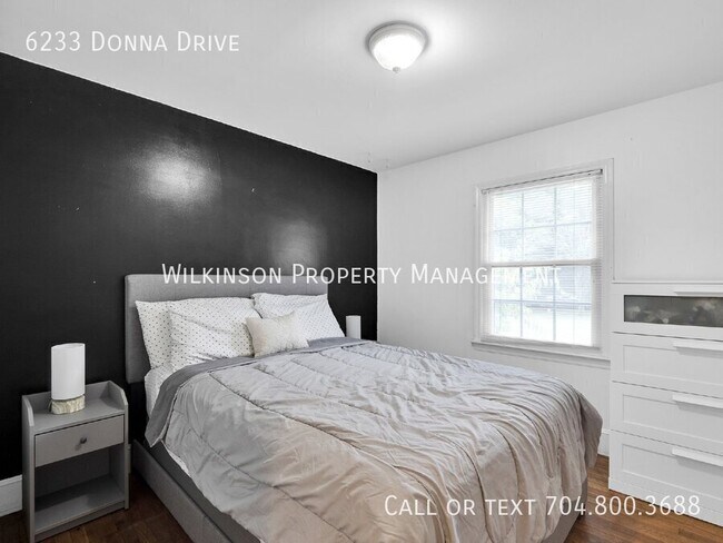 Building Photo - 6233 Donna Dr