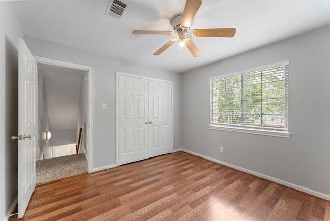 Building Photo - 10310 Great Plains Ln