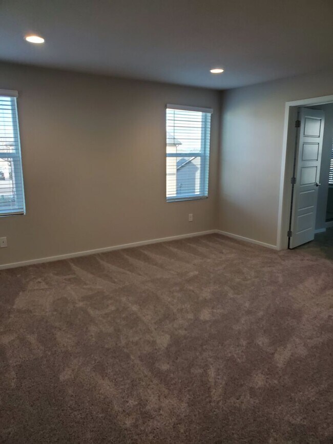 Building Photo - Beautiful 4 Bedroom Home In Cheney Coming Soon!