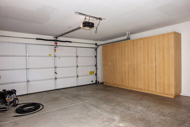 Building Photo - 10511 E Morning Star Dr