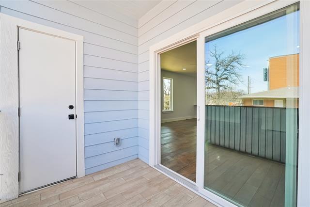 Building Photo - 401 Bryan St