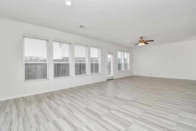Building Photo - 3316 Harmony View Ln