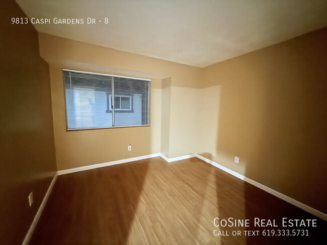 Building Photo - 9813 Caspi Gardens Dr