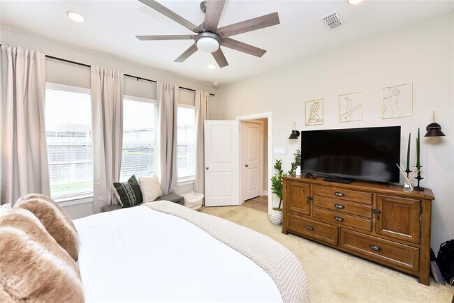 Building Photo - 10731 Bridgeport Path Ct