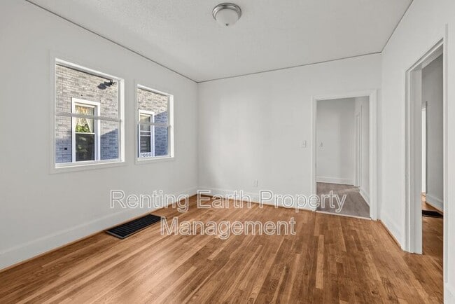 Building Photo - 2511 20th Place Ensley