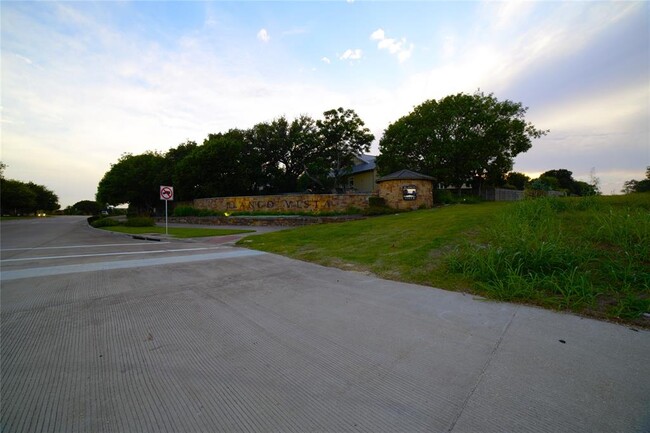 Building Photo - 106 Gambel Oak Way