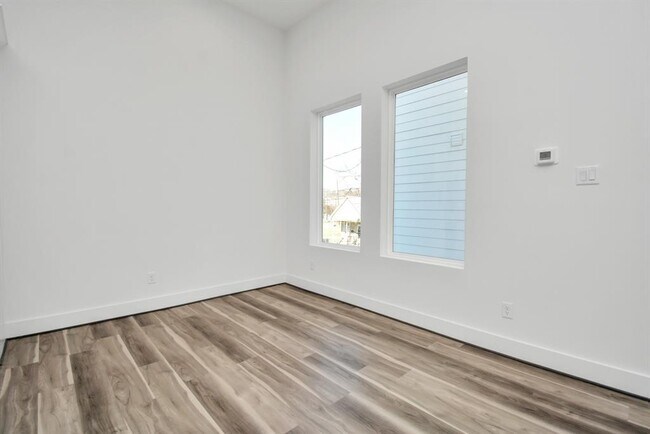 Building Photo - 1507 Robin St