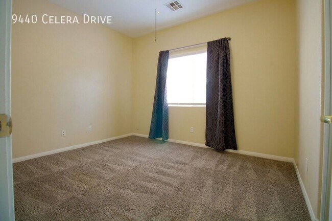 Building Photo - 9440 Celera Dr