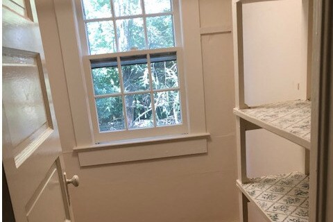 walk in storage - 14 Chestnut Hill Rd
