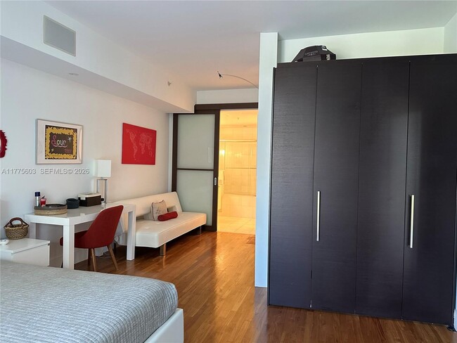 Building Photo - 2001 Meridian Ave