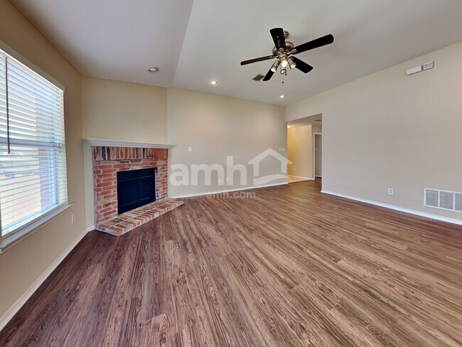 Building Photo - 1408 Eagles Nest Trail