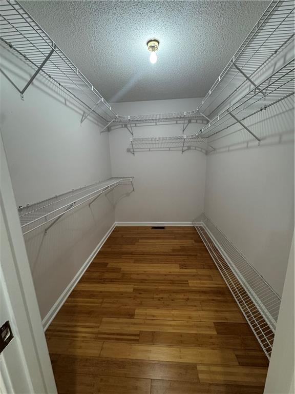 Building Photo - 1136 Fieldstone Dr