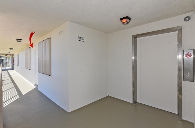 Building Photo - 601 S Seas Dr
