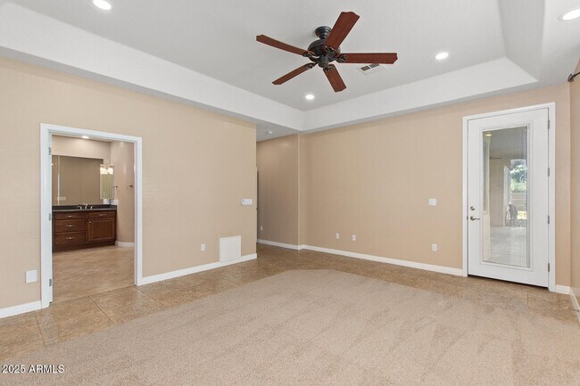 Building Photo - 13930 E Vallejo St