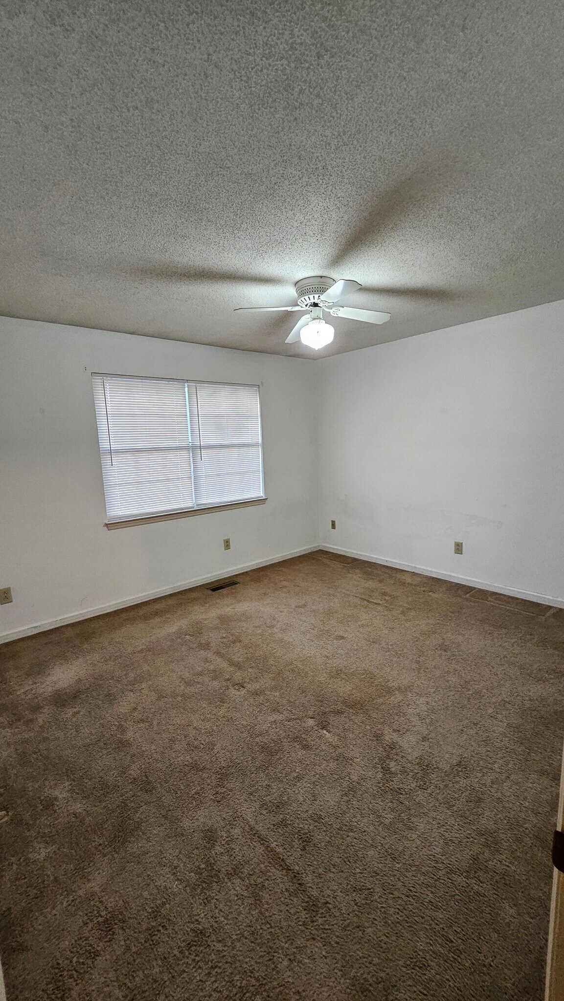 Building Photo - 4463 Ellis Cir NW