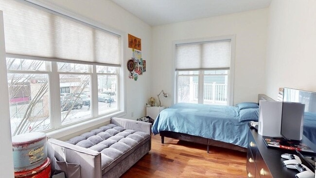 Building Photo - 4 Market St