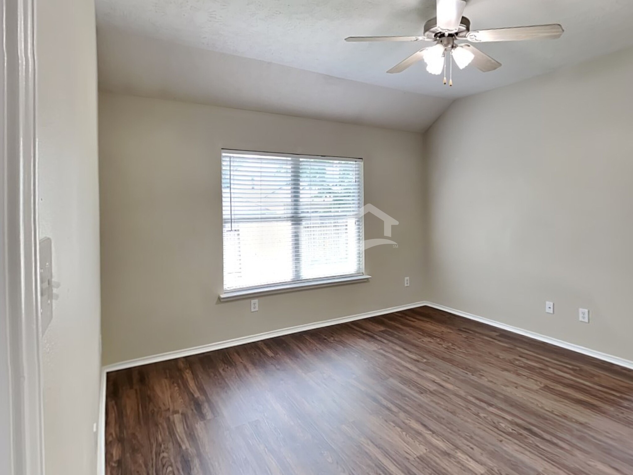 Building Photo - 18491 Sunrise Pines Dr