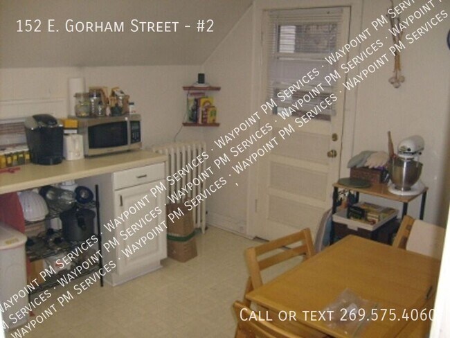 Building Photo - 152 E Gorham St
