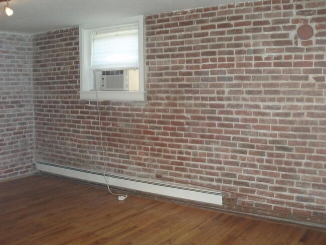Building Photo - 3226 Bryant St