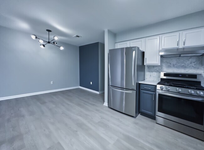 Building Photo - 1001 Garfield Ave