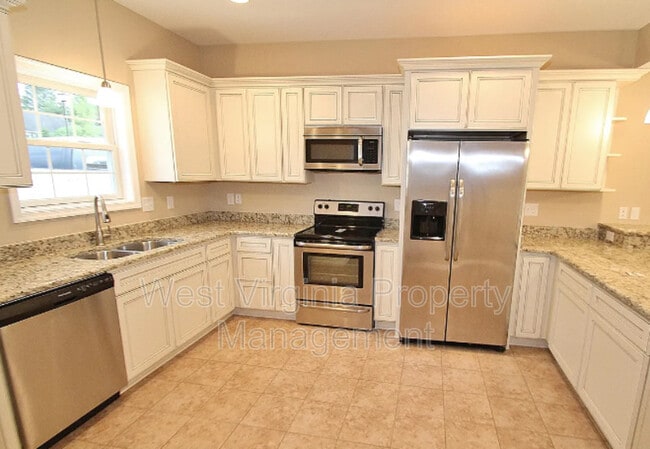 Building Photo - 198 Blackbird Village Cir