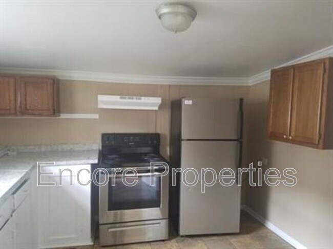 Building Photo - 1209 N Hyde Park Ave