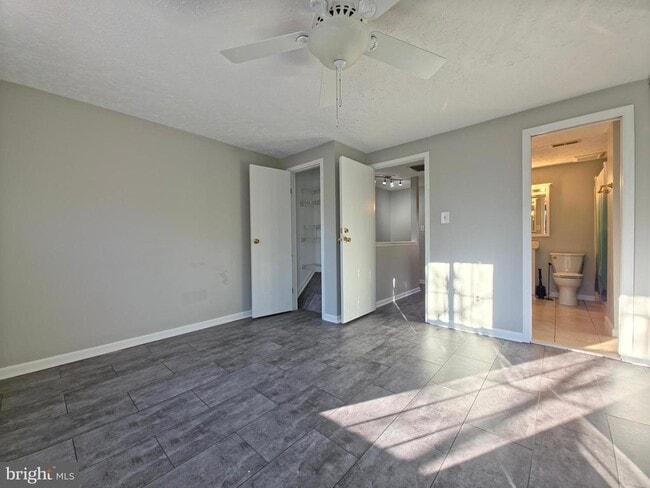 Building Photo - 1640 Fieldthorn Dr