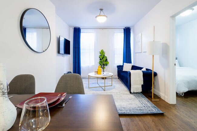 Building Photo - 1435 2nd Ave