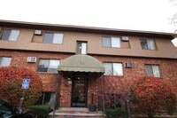 Building Photo - 55 Log St