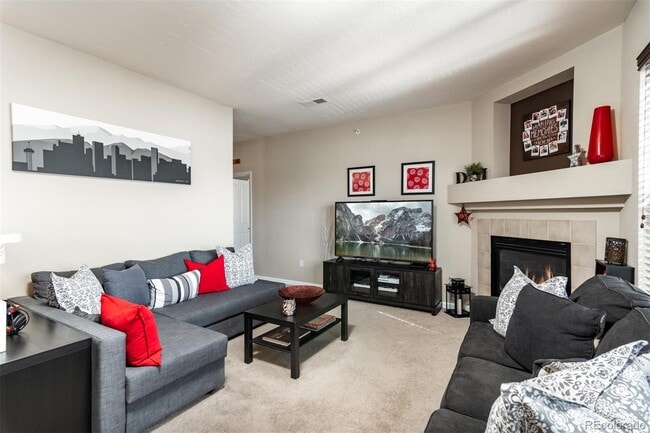 Building Photo - 8412 S Holland Ct