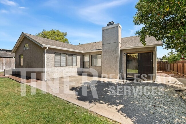 Building Photo - 8501 Yellowtail Way