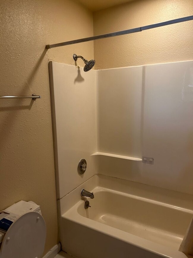 Building Photo - Corner Lot Home