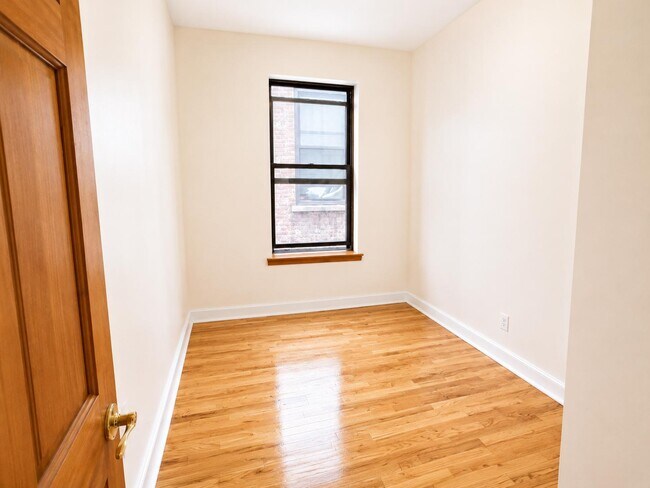 Floorplan - 122 La Salle Street