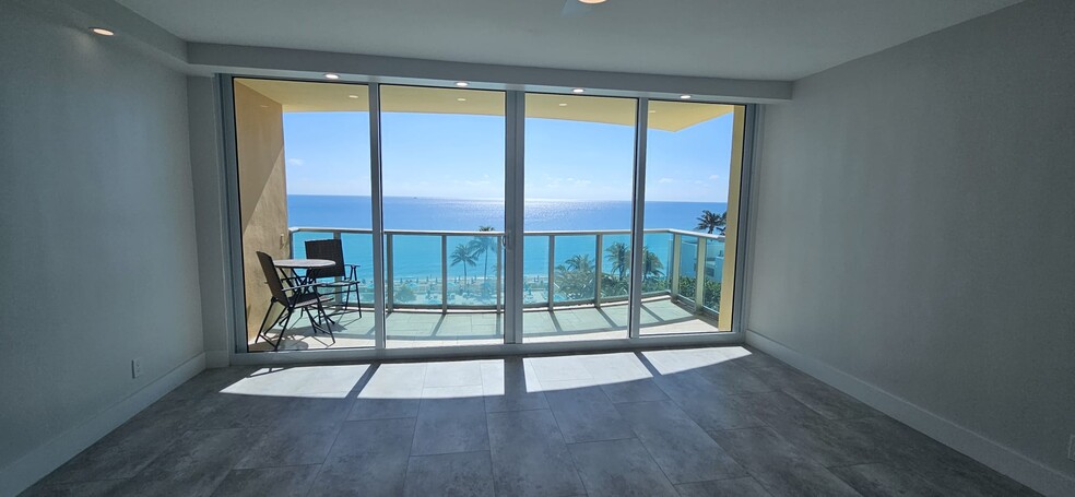 Primary Photo - 2501 S Ocean Dr