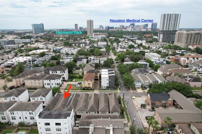 Building Photo - 1811 Wichita St