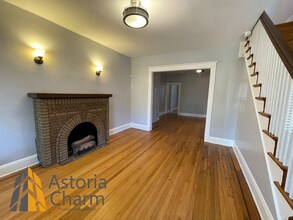 Building Photo - 2 Bedroom + Den with Finished Basement & Fenced Yard