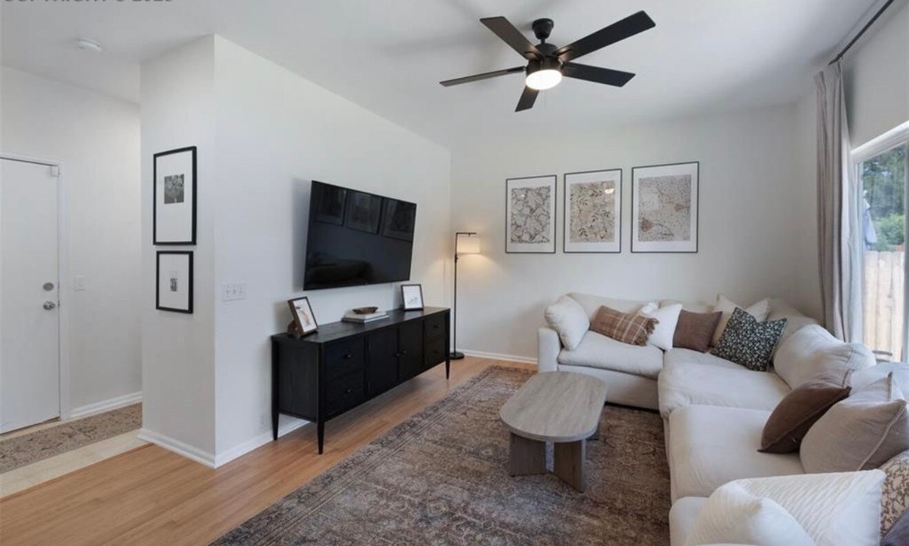 Building Photo - 6734 Akerman Dr
