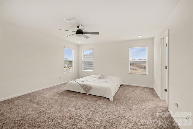 Building Photo - 1354 Harleston St